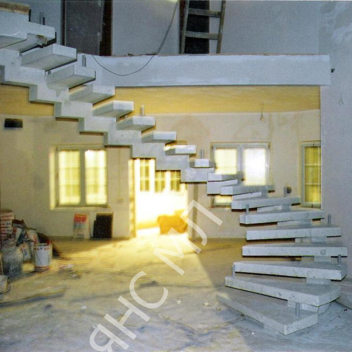 бетонная лестница, монолитные лестницы